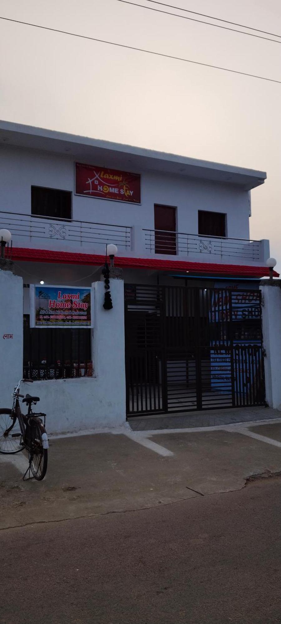 Laxmi Home Stay Ghura Esterno foto